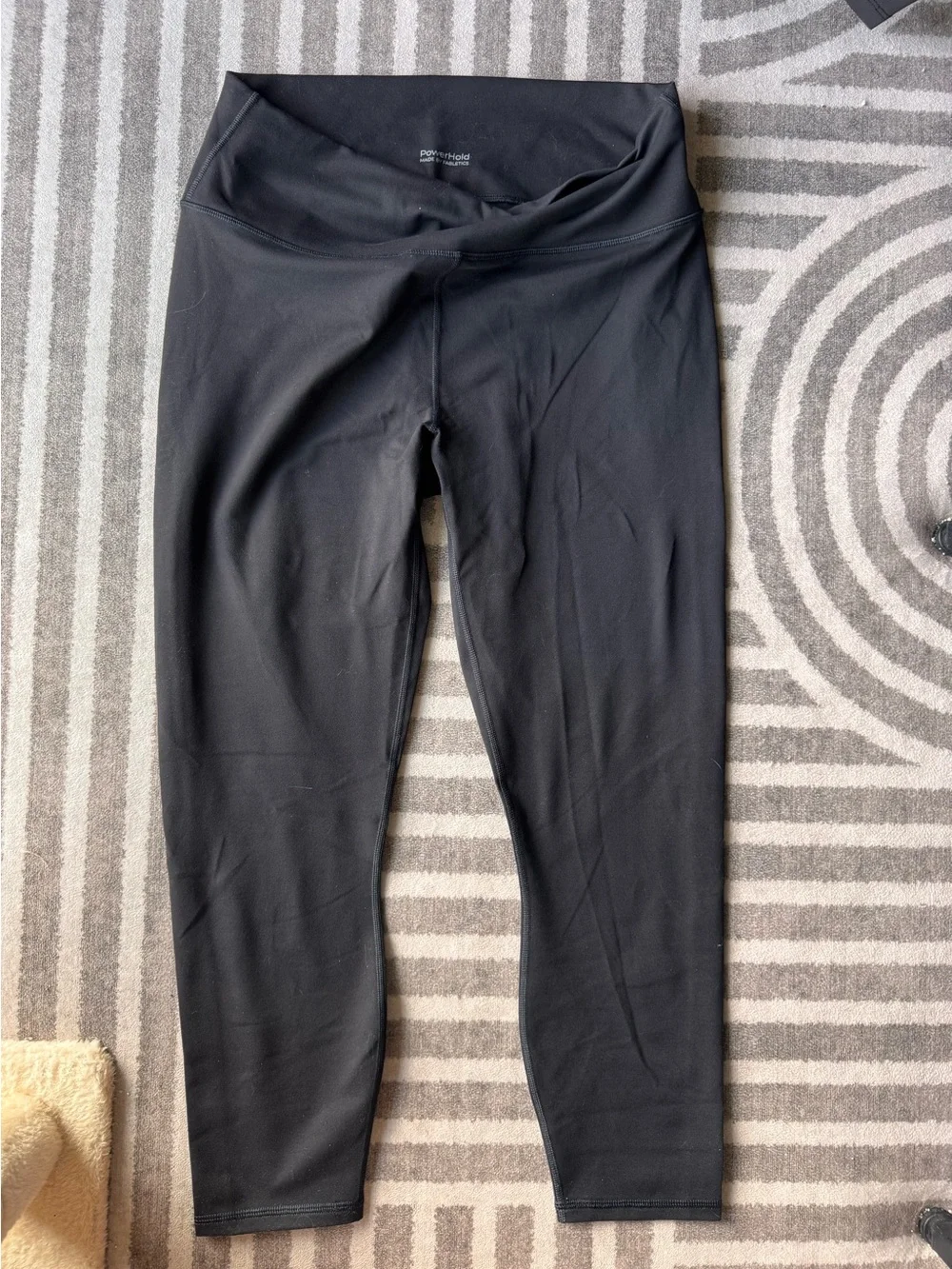 Fabletics Black PowerHold leggings - Picture 2 of 3